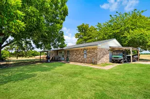 2606 Farm Rd 412, Clarksville, TX 75426 - Photo 17