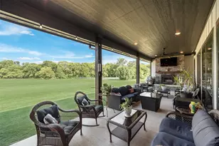 160 N Falling Leaves Dr N, Waxahachie, TX 75167 - Photo 33