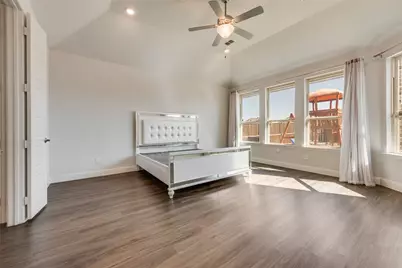 2112 Millwall Drive, McKinney, TX 75071 - Photo 11