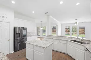 205 Creekside Dr, Murphy, TX 75094 - Photo 17