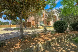 7798 Meadow Hill Dr, Frisco, TX 75033 - Photo 3