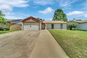 225 Rockcrest Dr, Mesquite, TX 75150 - Photo 1