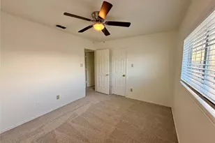 7904 Ember Oaks Dr, North Richland Hills, TX 76182 - Photo 33