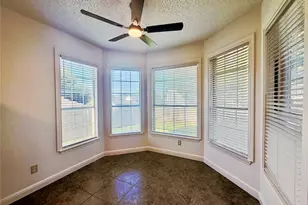 7904 Ember Oaks Dr, North Richland Hills, TX 76182 - Photo 7