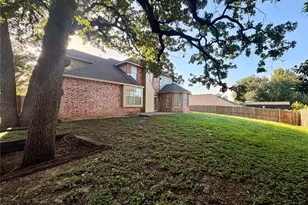 7904 Ember Oaks Dr, North Richland Hills, TX 76182 - Photo 39