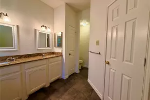 7904 Ember Oaks Dr, North Richland Hills, TX 76182 - Photo 13