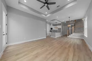 2818 Chicago St, Dallas, TX 75212 - Photo 9