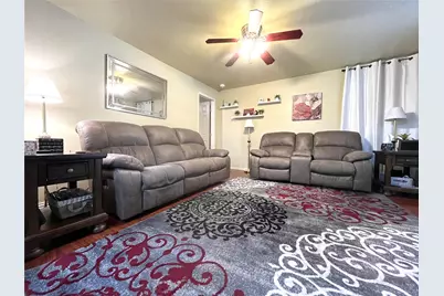 301 Briggs Street, Waxahachie, TX 75165 - Photo 7