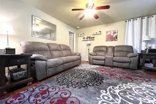 301 Briggs St, Waxahachie, TX 75165 - Photo 7