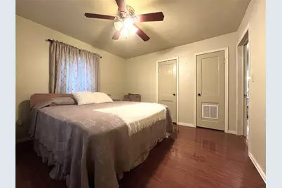 301 Briggs Street, Waxahachie, TX 75165 - Photo 19
