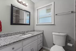 1859 Oakwood St, Haltom City, TX 76117 - Photo 15