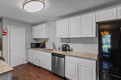 1859 Oakwood Street, Haltom City, TX 76117 - Photo 7