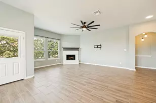 1620 Glade Meadows Dr, Burleson, TX 76058 - Photo 5