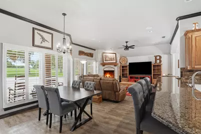 8904 Woodlawn Drive, Granbury, TX 76049 - Photo 15
