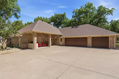8904 Woodlawn Drive, Granbury, TX 76049 - Photo 25