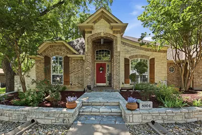 8904 Woodlawn Drive, Granbury, TX 76049 - Photo 3