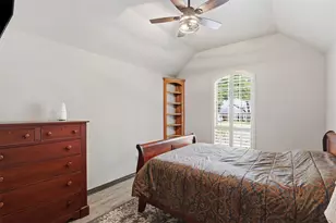 8904 Woodlawn Dr, Granbury, TX 76049 - Photo 9