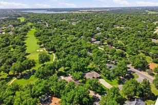 8904 Woodlawn Dr, Granbury, TX 76049 - Photo 23
