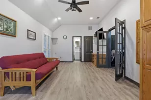8904 Woodlawn Dr, Granbury, TX 76049 - Photo 5