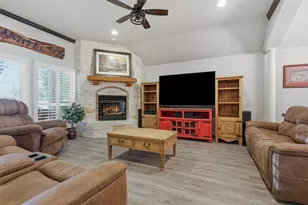 8904 Woodlawn Dr, Granbury, TX 76049 - Photo 21
