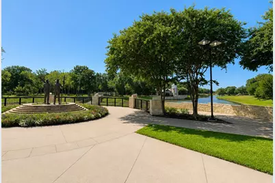 427 Renaissance Lane, Irving, TX 75060 - Photo 35