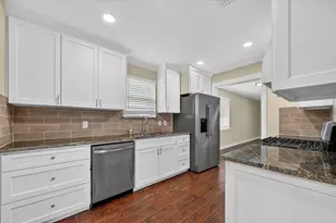 2816 Pinehurst Dr, Plano, TX 75075 - Photo 9