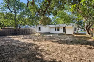 238 Oakwood Cir, Shady Shores, TX 76208 - Photo 23