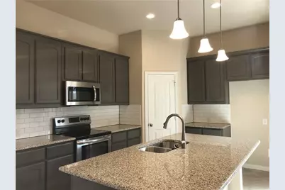 1810 Silver Oak Drive, Gainesville, TX 76240 - Photo 3