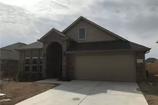 1810 Silver Oak Dr, Gainesville, TX 76240 - Photo 1