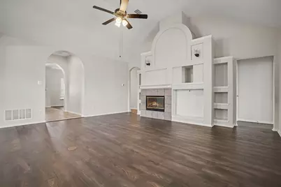 11 Mary Lou Court, Mansfield, TX 76063 - Photo 3