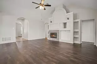 11 Mary Lou Ct, Mansfield, TX 76063 - Photo 3