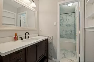 2806 Cinnamon Springs Rd, Glenn Heights, TX 75154 - Photo 15