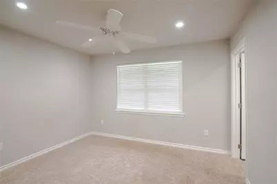 607 E 15th Street, Bonham, TX 75418 - Photo 5