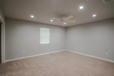 607 E 15th Street, Bonham, TX 75418 - Photo 7