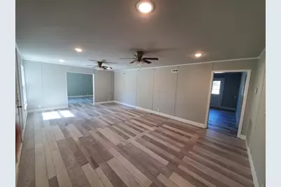 503 E 13th Street, Bonham, TX 75418 - Photo 5
