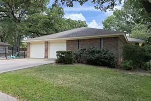 136 Busey Blvd, Decatur, TX 76234 - Photo 5