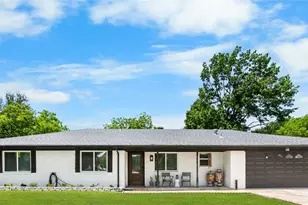 436 Ball St, Grapevine, TX 76051 - Photo 1