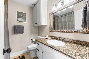 436 Ball St, Grapevine, TX 76051 - Photo 13
