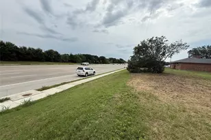 4724 N University Dr, Denton, TX 76208 - Photo 15