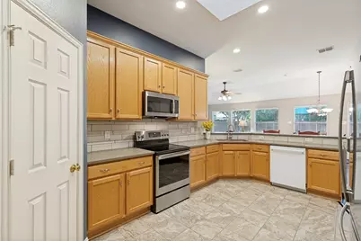 10914 Turtle Creek Lane, Frisco, TX 75035 - Photo 7