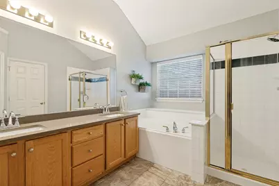10914 Turtle Creek Lane, Frisco, TX 75035 - Photo 15