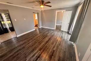 130 W Avenue D, Garland, TX 75040 - Photo 3