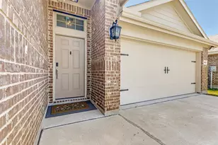 14424 Leadrope Cir, Fort Worth, TX 76052 - Photo 3