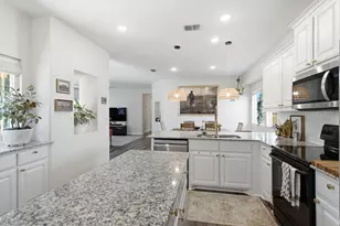 616 Coleman St, Aubrey, TX 76227 - Photo 21