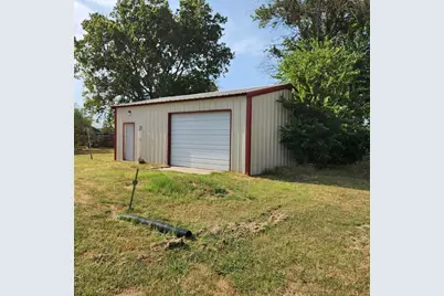 1209 Sherman Street, Tioga, TX 76271 - Photo 7