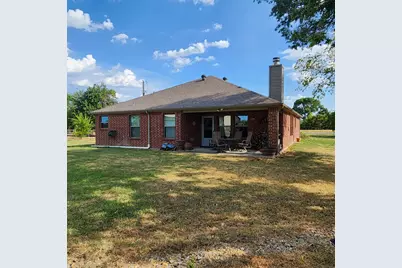 1209 Sherman Street, Tioga, TX 76271 - Photo 3