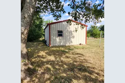 1209 Sherman Street, Tioga, TX 76271 - Photo 9