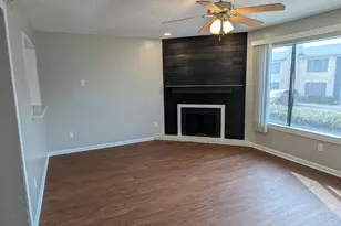 514 E Belt Line Rd, DeSoto, TX 75115 - Photo 1