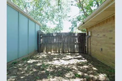 2204 Canterbury Court, Denton, TX 76205 - Photo 23