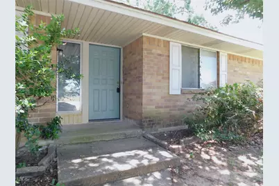 2204 Canterbury Court, Denton, TX 76205 - Photo 3